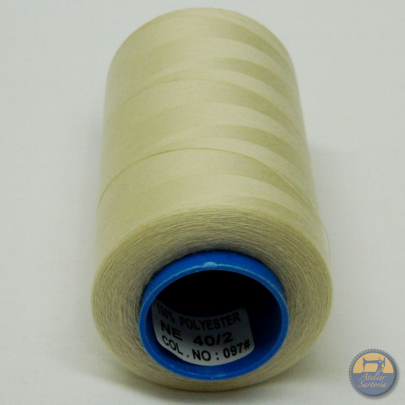 097 SUPER , 100% POLYESTER, 40/2 4000y (3657m) - immagine 2