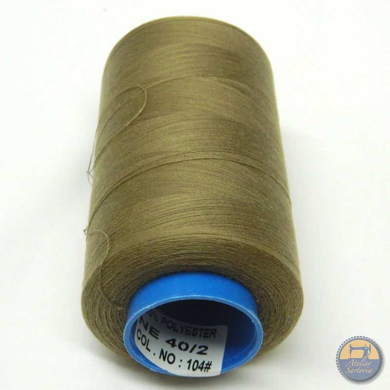 104 SUPER , 100% POLYESTER, 40/2 4000y (3657m) - immagine 2