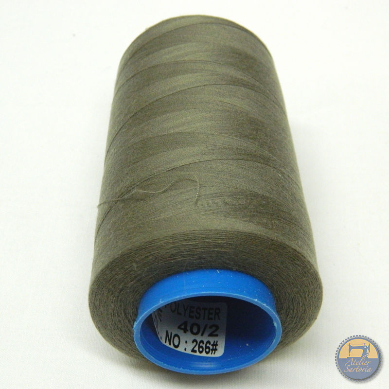 266 SUPER , 100% POLYESTER, 40/2 4000y (3657m) - immagine 2