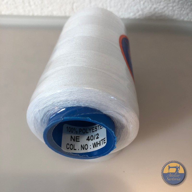 WHITE SUPER , 100% POLYESTER, 40/2 4000y (3657m) - immagine 2